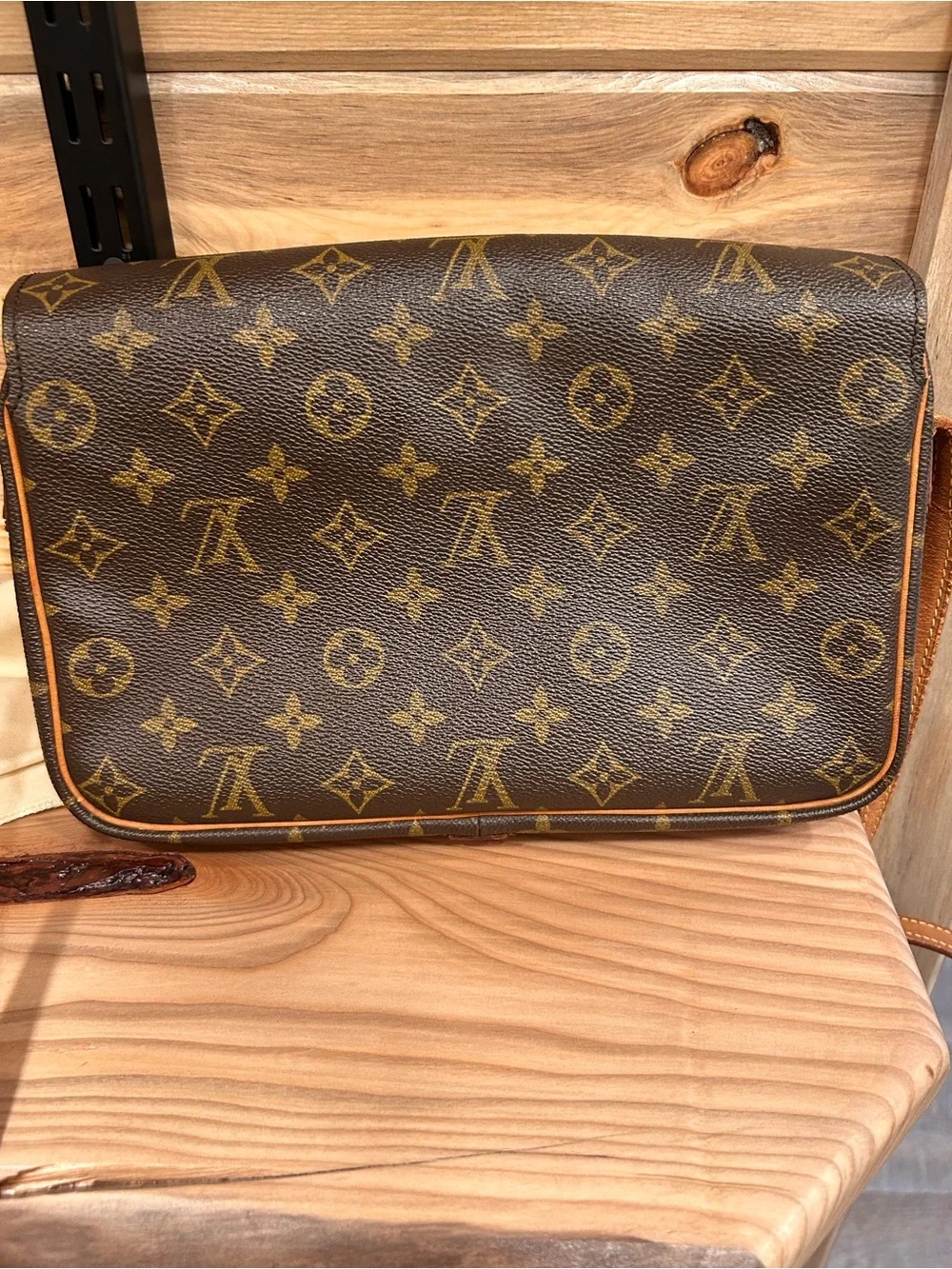 Louis Vuitton louis vuitton